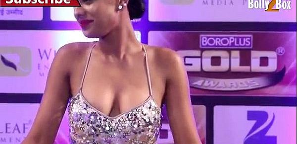  Nia sharma hot